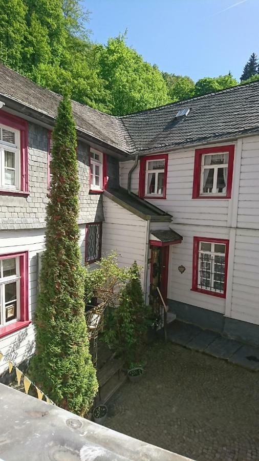 Refugium Altstadt Моншау Экстерьер фото